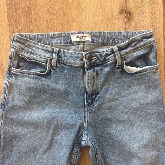 Wrangler Blue Flare Jeans - Picture 6 of 15